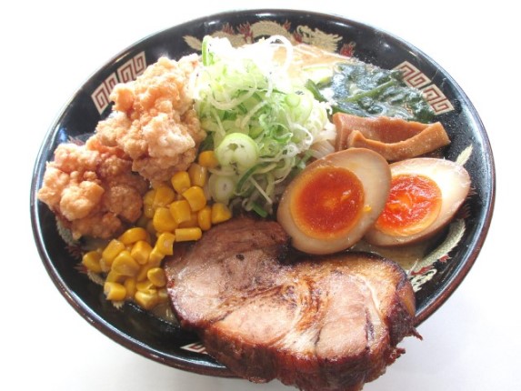 全部のせ味噌らーめん